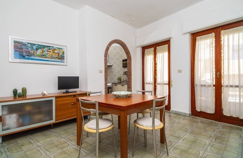 Recanati Apartment | Apartment 'Mary's Home' with Sea View and Balcony