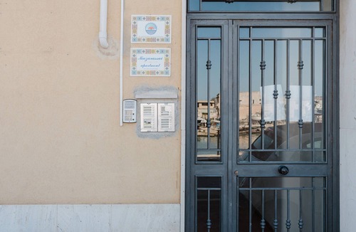 San Francesco Apartment | Apartment 'Mazarassai' with Sea View, Wi-Fi and Air Conditioning