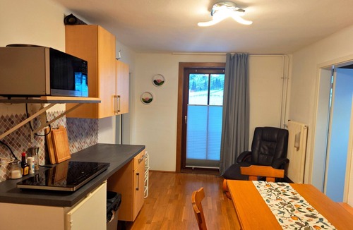 Stall Apartment | Apartment 'Mizi' with Mountain View, Balcony and Wi-Fi