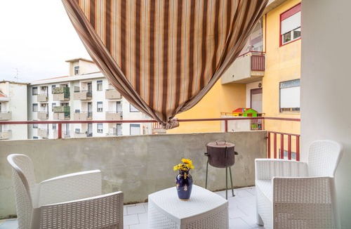 San Giorgio-Librino-San Giuseppe la Rena-Zia Lisa-Villaggio Sant'Agata Apartment | Apartment 'Nigido Holiday Houses Simona' with Sea View, Wi-Fi and Air Conditioning