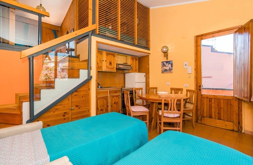 Recanati Apartment | Apartment 'Oleandri Beach Resort' with Sea View, Shared Pool and Air Conditioning