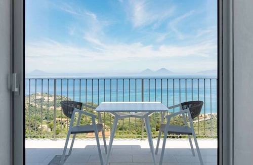 Naso Apartment | Apartment Pizzutella - Maina Country Resort - with pool, in Sicily