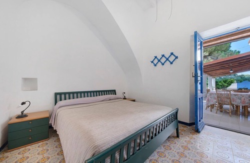 Lingua Apartment | Apartment 'Quadara - Il Palmento' with Sea View, Private Terrace, and Shared Garden