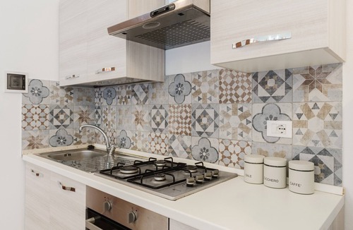 Balestrate Apartment | Apartment 'Sea Nest - Giardino E Spiaggia' with Terrace, Wi-Fi and Air Conditioning