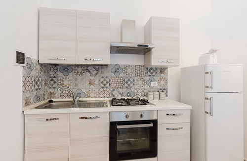 Balestrate Apartment | Apartment 'Sea Nest - Giardino E Spiaggia' with Terrace, Wi-Fi and Air Conditioning