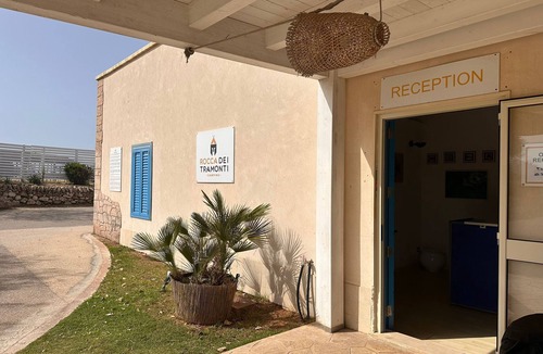 Punta Braccetto Apartment | Apartment 'Solen' with Shared Terrace, Wi-Fi and Air Conditioning