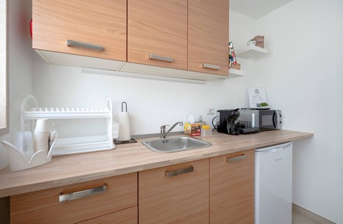 Mola di Bari House | Apartment 'Stella' with Wi-Fi