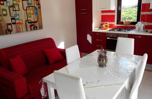 Tusa Apartment | Apartment with garden and "Luna Rossa" terrace