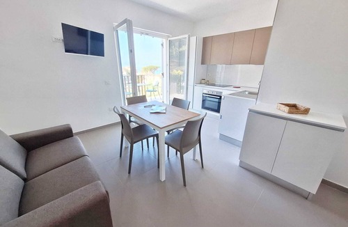Santa Maria di Castellabate Apartment | Apartment with sea view terrace and elevator - Centro Castellabate