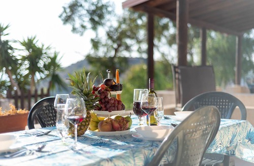 Borgo Bonsignore Apartment | Apartment with sea view terrace