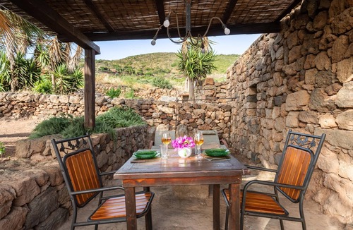 Pantelleria Cottage | Appartamento Dammuso Alicia - Is.