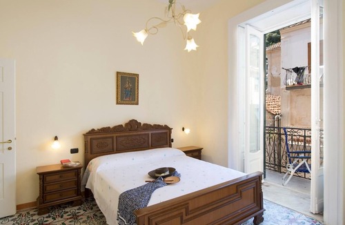 Vietri sul Mare Apartment | Appartamento a Vietri sul mare ID 3054