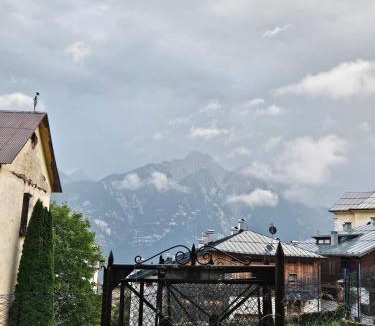 Pieve di Cadore Apartment | Appartamento accogliente nel Cadore, 30 min Cortina