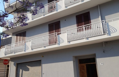Solarino Apartment | appartamento alice