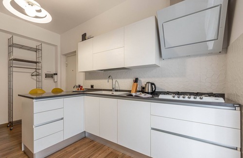 Borgo Vecchio Apartment | Appartamento Libertà con terrazza by Wonderful Italy