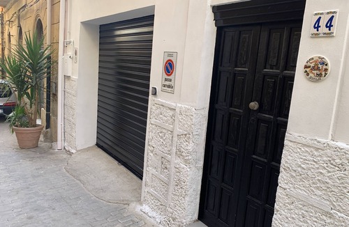 Aragona Apartment | Appartement Privé Central Parking Gratuit en rue