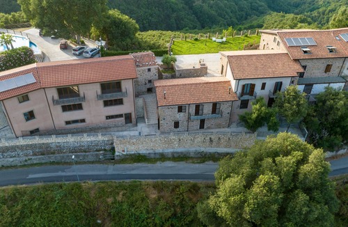 Sant'Angelo di Brolo Apartment | ‘Arcaloro Resort’ Apartment with Shared Pool and Wi-Fi