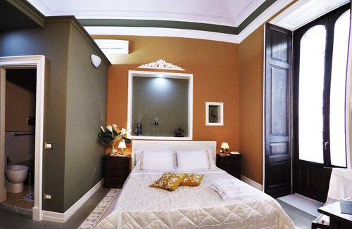 Catania City Centre Bed & Breakfast | Art fashion House Luxury Rooms Bellini Room