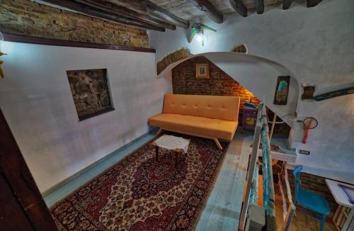 Province of Messina Apartment | Artist's House di Pace