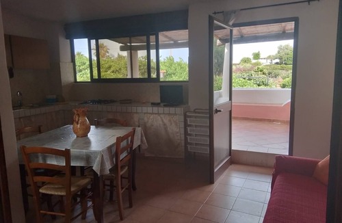 Filicudi Apartment | At Fabrizio's house app il Forno