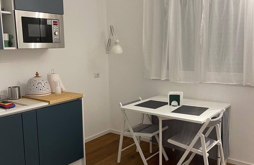Gioia del Colle Bed & Breakfast | At the Seventh Kilometer - Casa Cielo, nestled in the green Apulian countryside