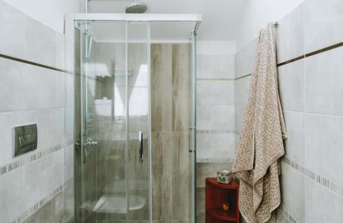 Pace del Mela House | Aura Residence