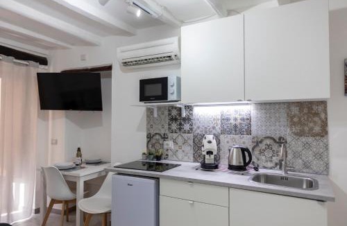 Old Town Apartment | Aurora House Suite