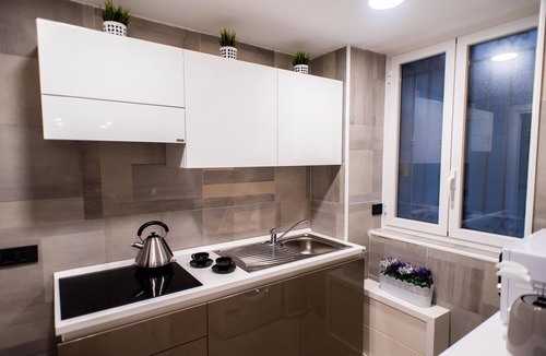 Ruggero Settimo Apartment | AVG CityCenter Apartment in the center of Palermo a stone's throw from the port