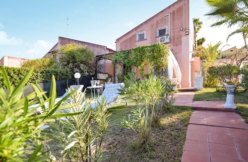 Brucoli House | Awesome home in Augusta