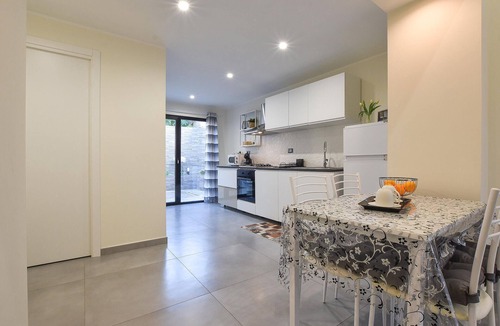 Cibali House | Awesome home in Catania with sauna