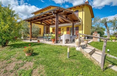 Monterchi House | Awesome home in Monterchi -AR-