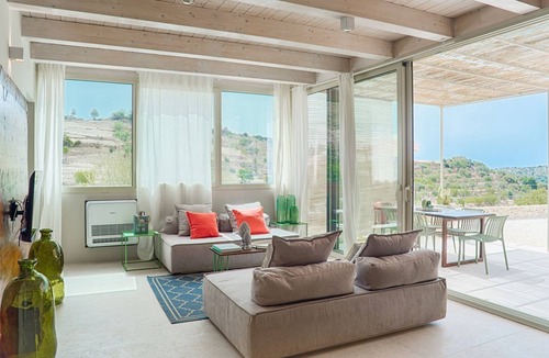 Avola Villa | Azalo Country House - Villa i Gelsi
