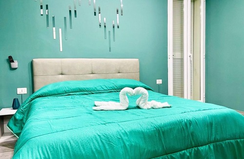Secondigliano Bed & Breakfast | B&B 1km from airport 3km from downtown 3k from central station 5km port
