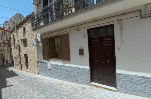 Caltabellotta House | B&B Camurrìa