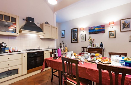Corso dei Mille - Sant'Erasmo Bed & Breakfast | B&B Casa degli artisti