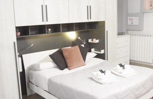 Barletta Bed & Breakfast | B&B Elles con parcheggio interno e ricarica auto elettrica