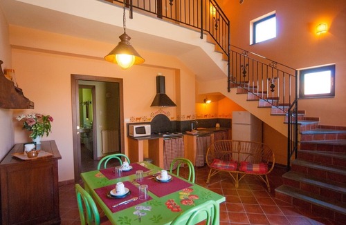 Pedara House | B&B immersed in the Green