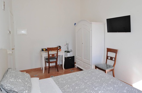 Amalfi Bed & Breakfast | B&B La Cascata Camera Positano
