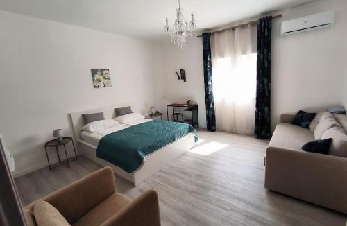 Porticello Apartment | B&B Puvogel