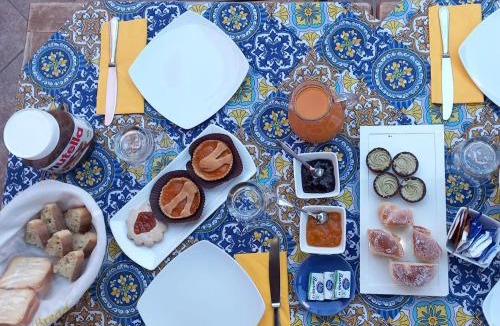 Castelbuono Bed & Breakfast | B&B Villa Letizia Inn