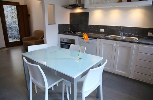 Old Town House | Balcone della Rocca