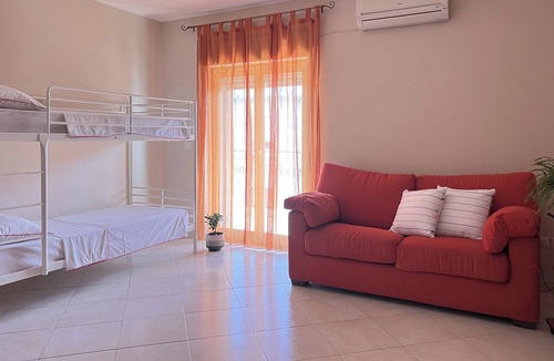 Roccalumera Apartment | Beach House Roccalumera