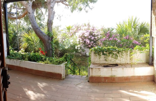 Province of Messina House | Beachfront townhouse