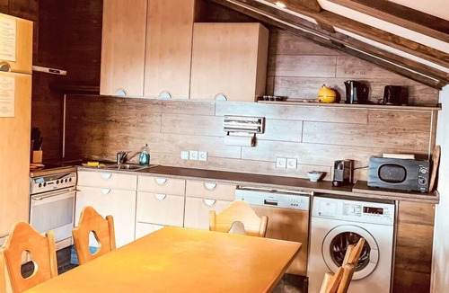 Steinberg am Rofan Apartment | Beautiful apartment for 20 guests with WIFI, patio, pets allowed and parking