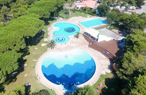 Baia Domizia House | Beautiful apartment in villa for 6 people with pool, WIFI, A/C, TV and terrace