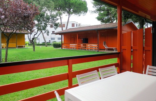 Baia Domizia House | Beautiful apartment in villa for 6 people with WIFI, pool, A/C, TV and terrace