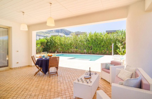 Torre Colonna-sperone House | Beautiful home in Altavilla Milicia