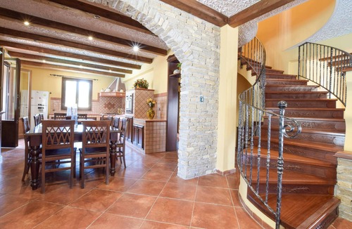 Altavilla Milicia House | Beautiful home in Altavilla Milicia