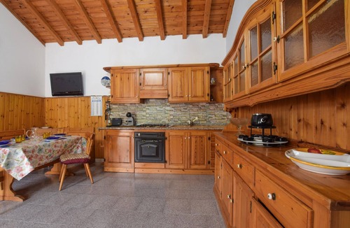 Bronte House | Beautiful home in Bronte with WiFi
