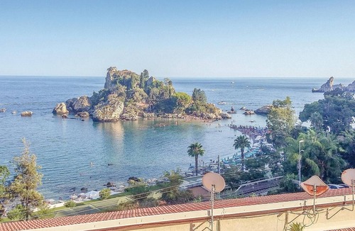 Gaggi House | Beautiful home in Gaggi